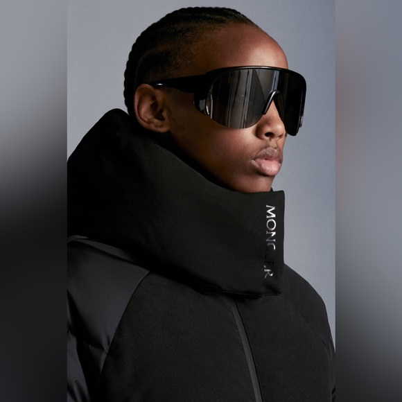 NWT Heliotrope Water Repellent 750-Fill-Power Down Coat with Removable Hood - Picture 5 of 16